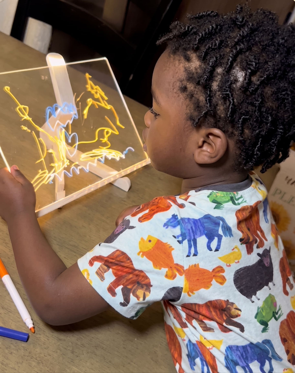 LumiBoard™ – Tableau à Dessin LED Lumineux & Magique